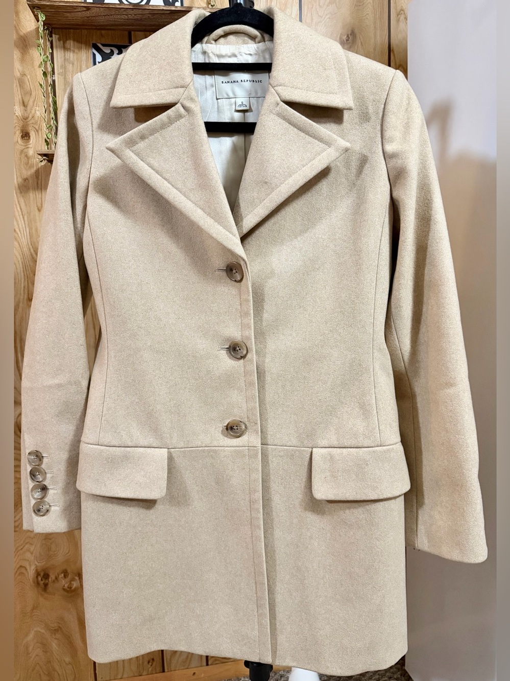 Banana Republic Light Beige Coat/ size Small